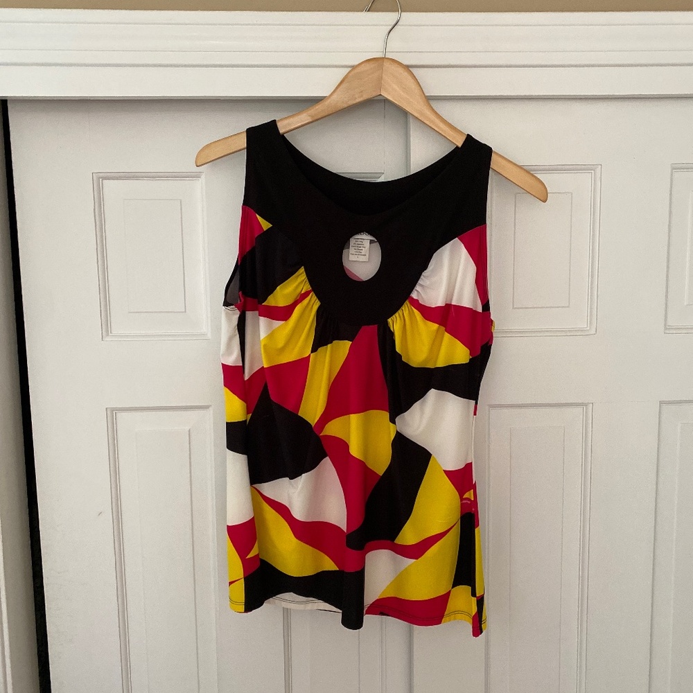 Sleeveless blouse